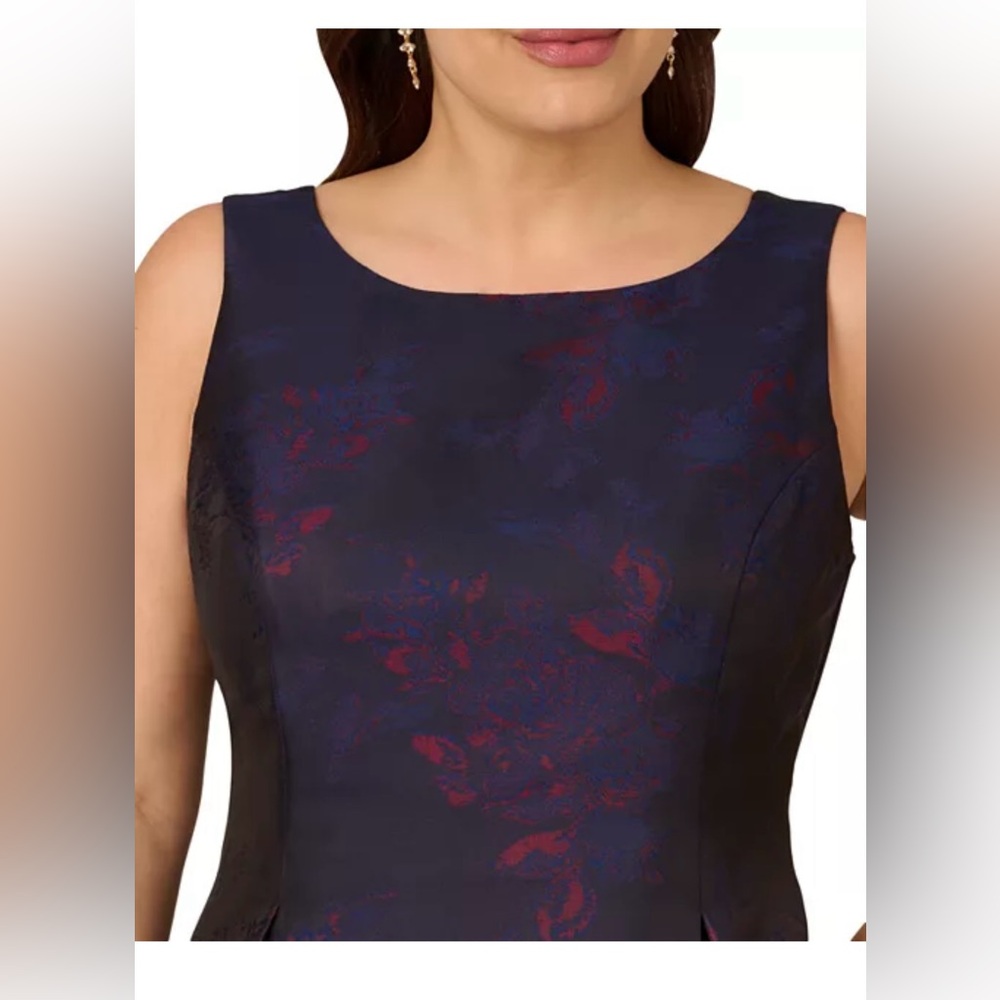 This is a Beautiful dress that can go from day to night to wedding guest!